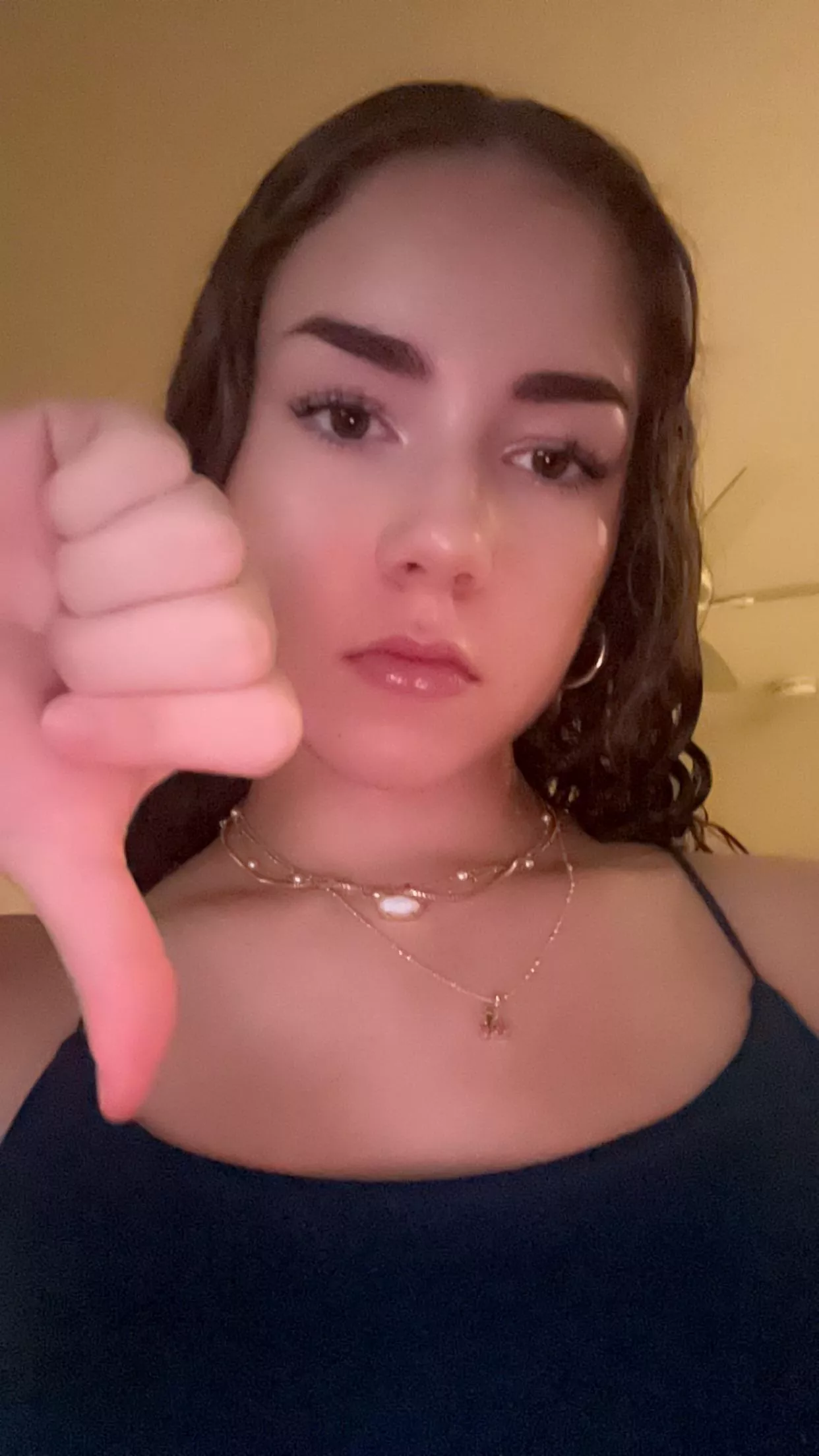 Looking for a sugar daddy who can afford my arrangements… [online]