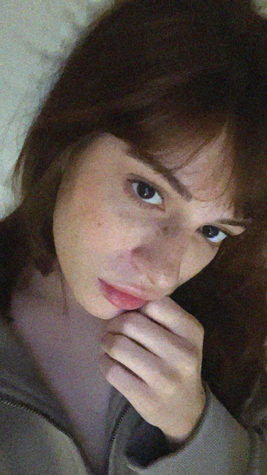 looking for couple who can hang out with me. 20 [F4MF] Columbus