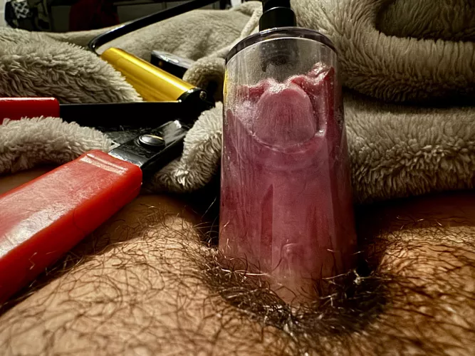 Love feeling my clit grow with every throbbing heart beat. 