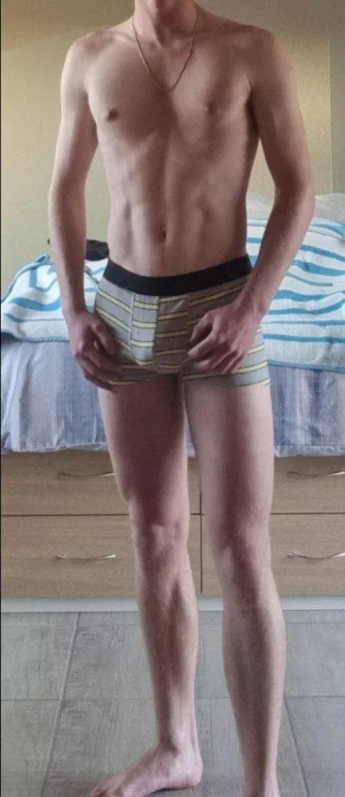 M4F anyone looking for a submissive 