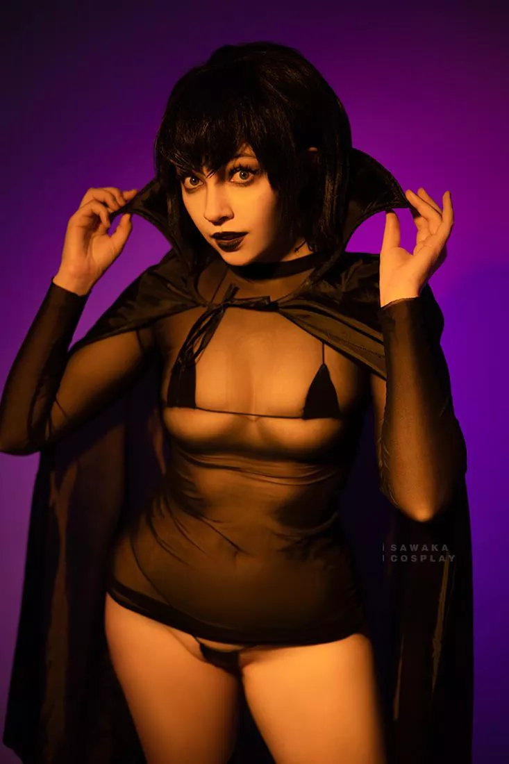 Mavis from Hotel Transylvania cosplay by Sawaka