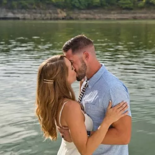 MF couple (33wf/33wm) looking for bi male, located in RGV