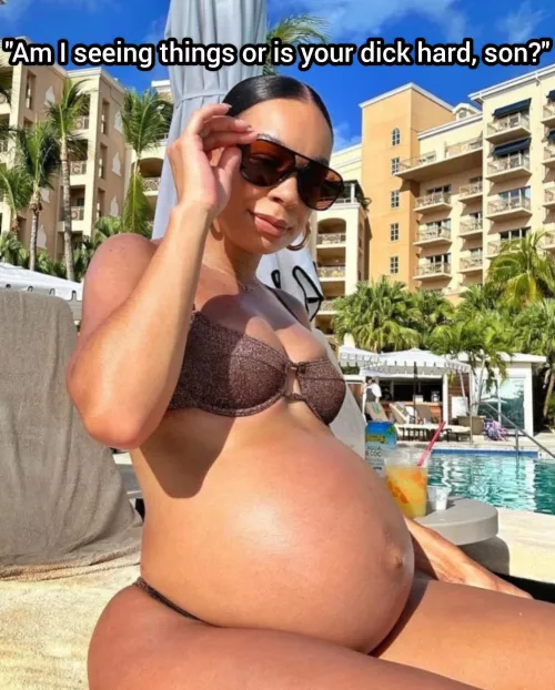 [M/S] Staring a little too hard at his 🤰🏽 mama