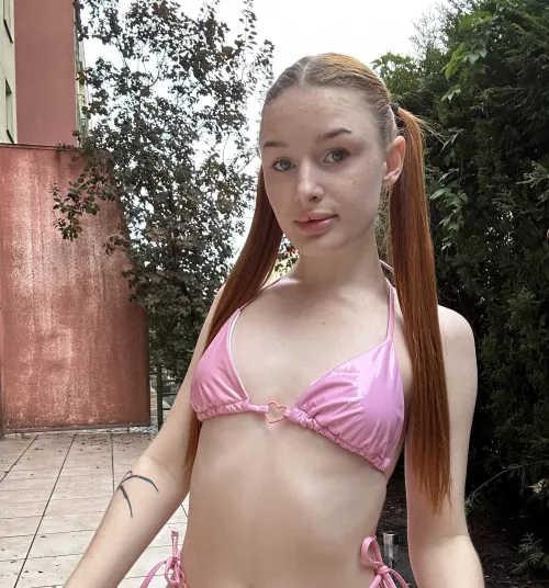 My boobs look good in this swimsuit