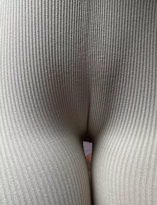 my little camel's foot was photographed just for you