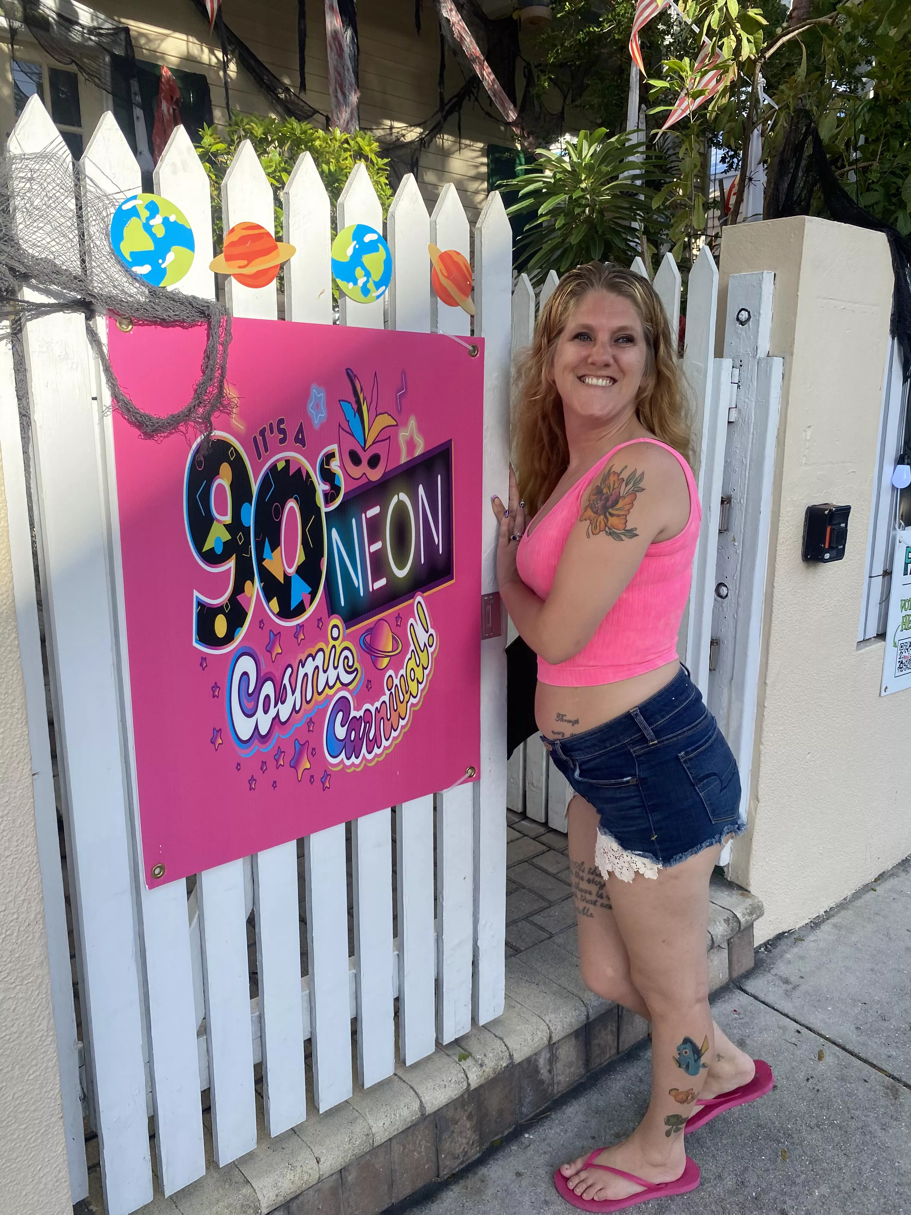 Out having pre fun watching the run start. We will be out later say hi if you see us. 