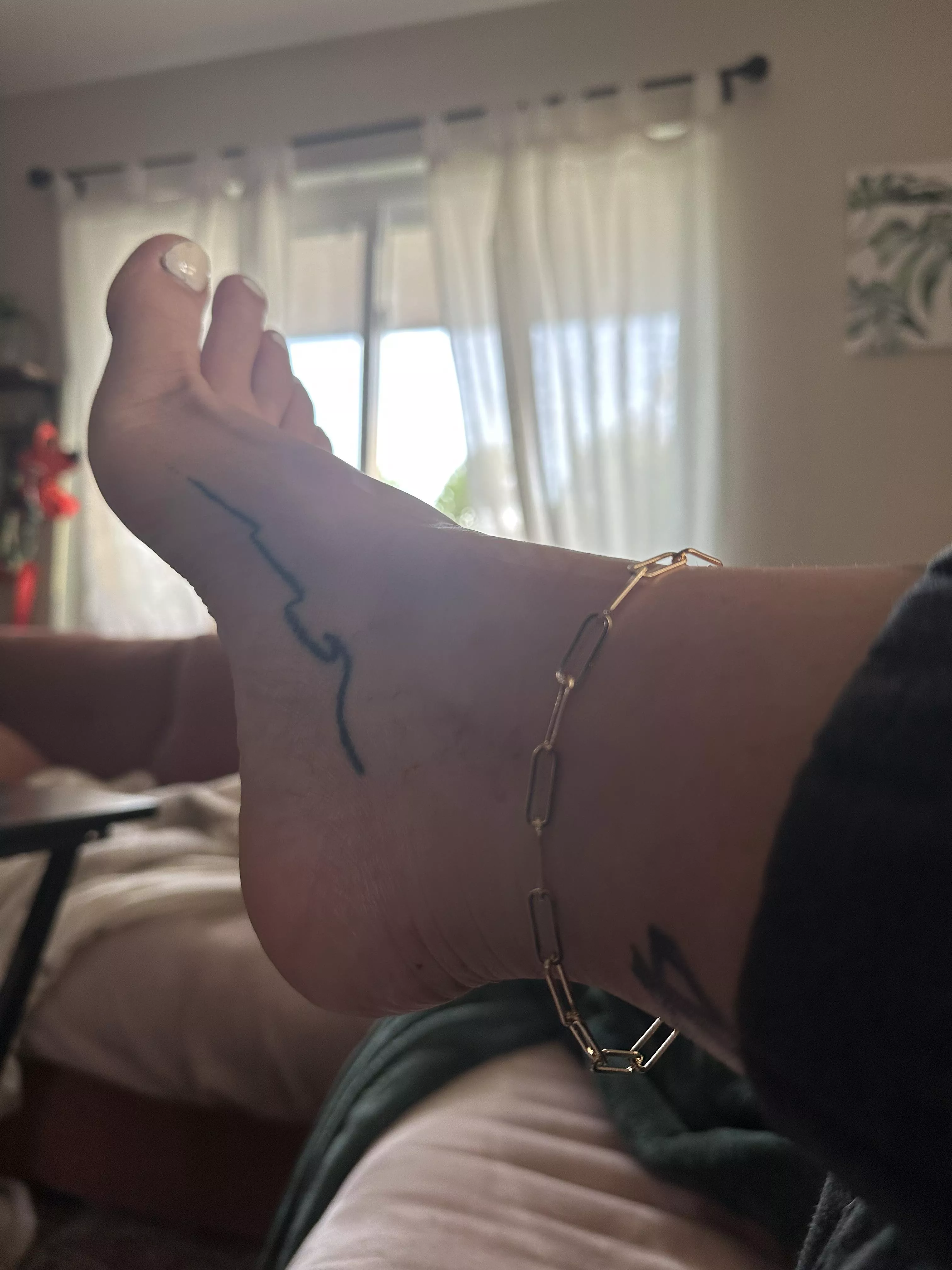 Put your key on my ankle 🔐 