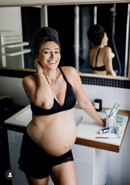 Rachel Legrain-Trapani pregnant 