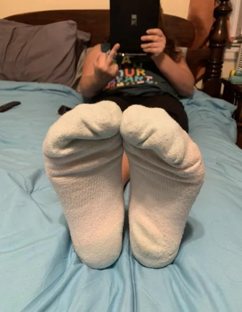 [Selling] I love submissive men who sniff stinky socks. My socks just draw you in, so easily too. You need my socks 😉💕