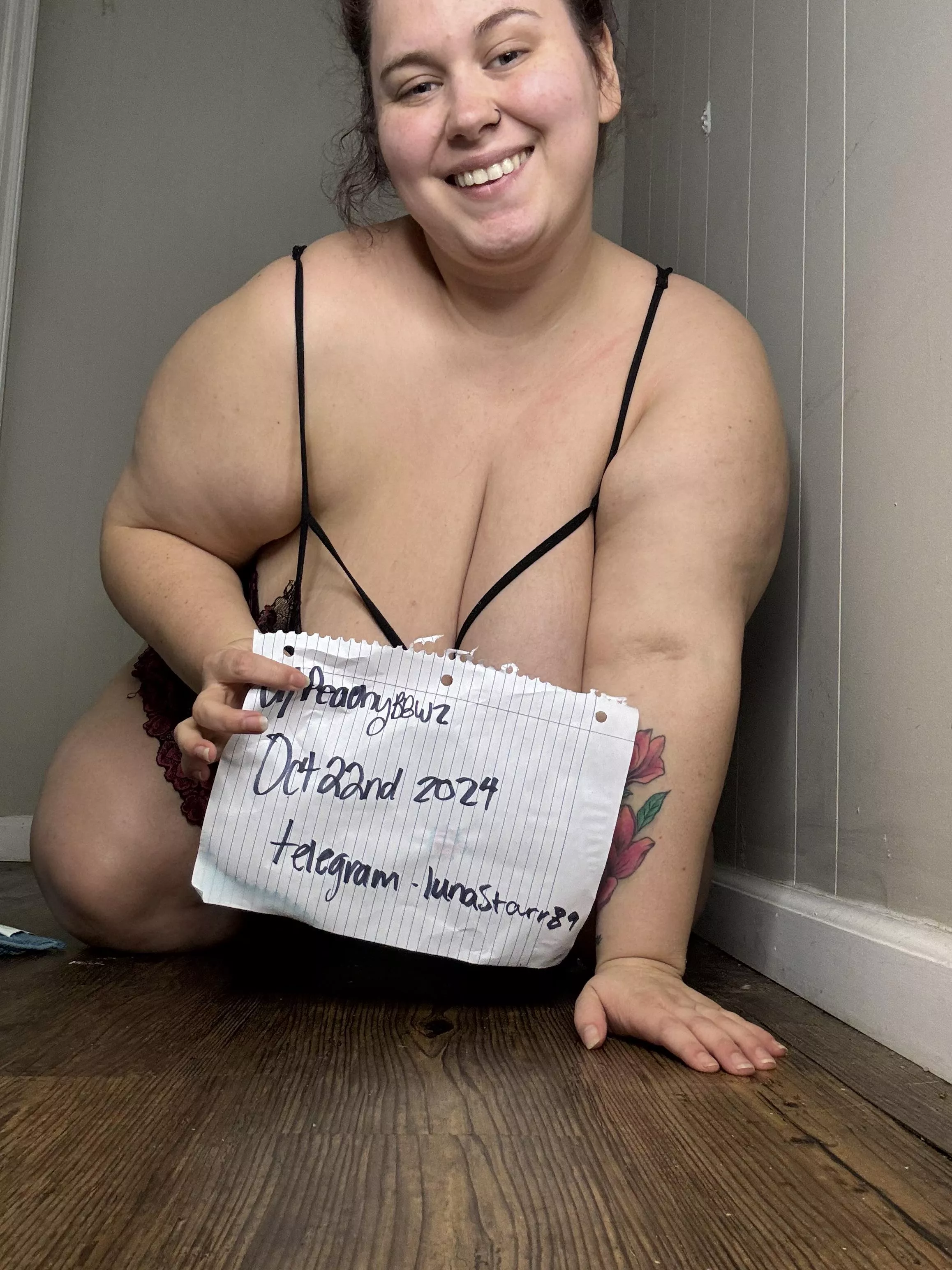 Sexy bbw here! Let’s have some fun! I’m available. 
