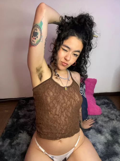 Shaving is pointless, hairy pits are so beautiful