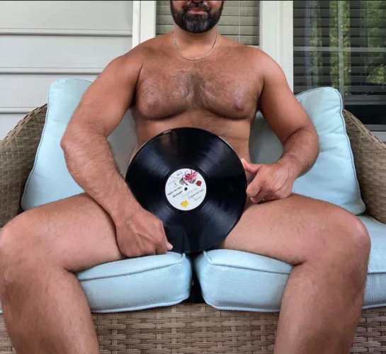 Sit on it and spin 🎶 