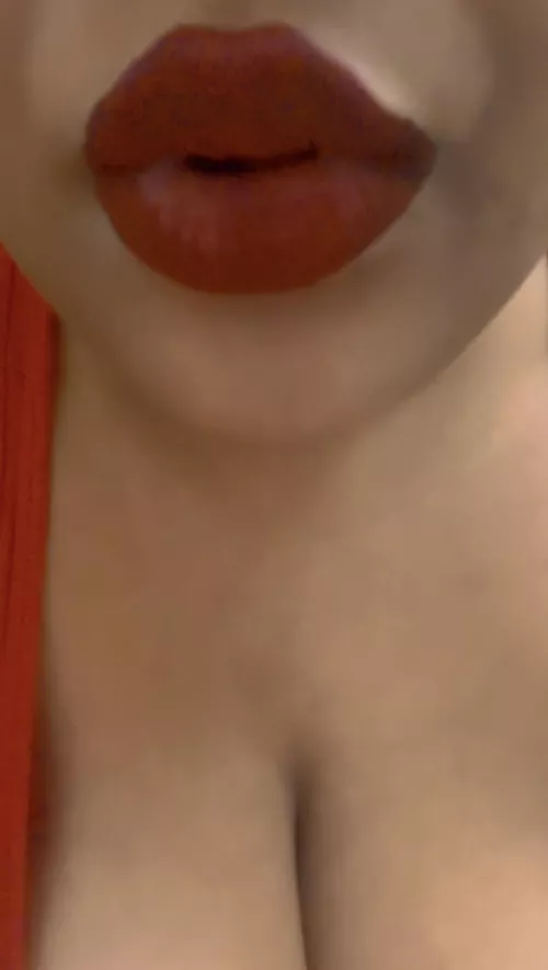 Tattoo my lip prints on you💋