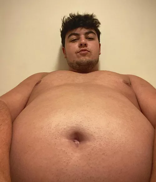 The life has been drained from my face after smoking 3 joints and eating like 3,000 calories of junk in the past 3 hours 😵‍💫🐷