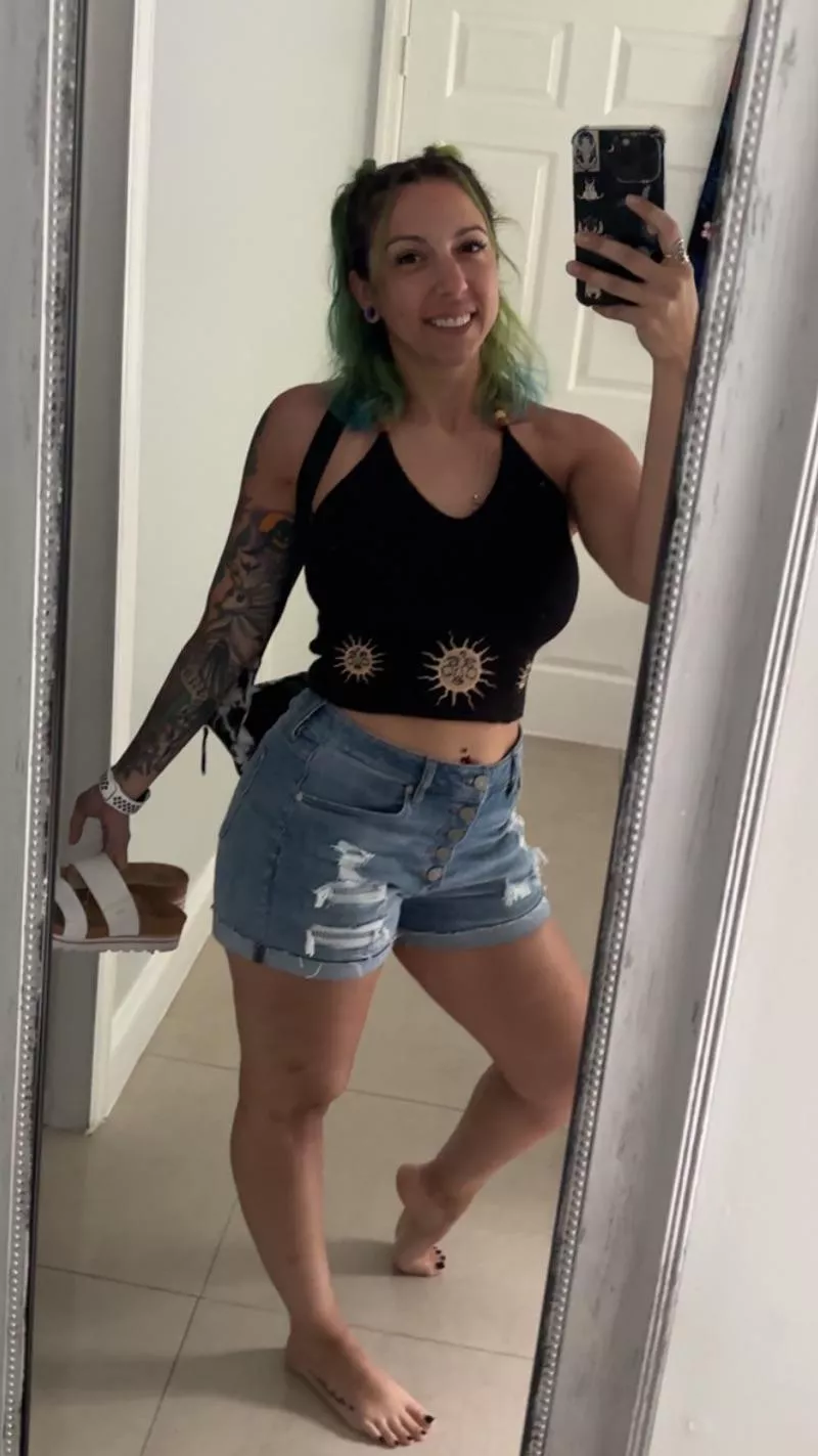 The only message I should get from you is ✨sent goddess✨