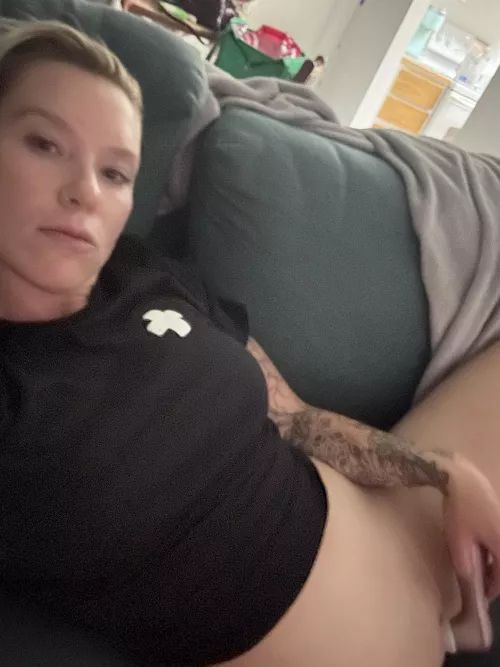 Thinking about you while my pussy is 💦😻👇🏼