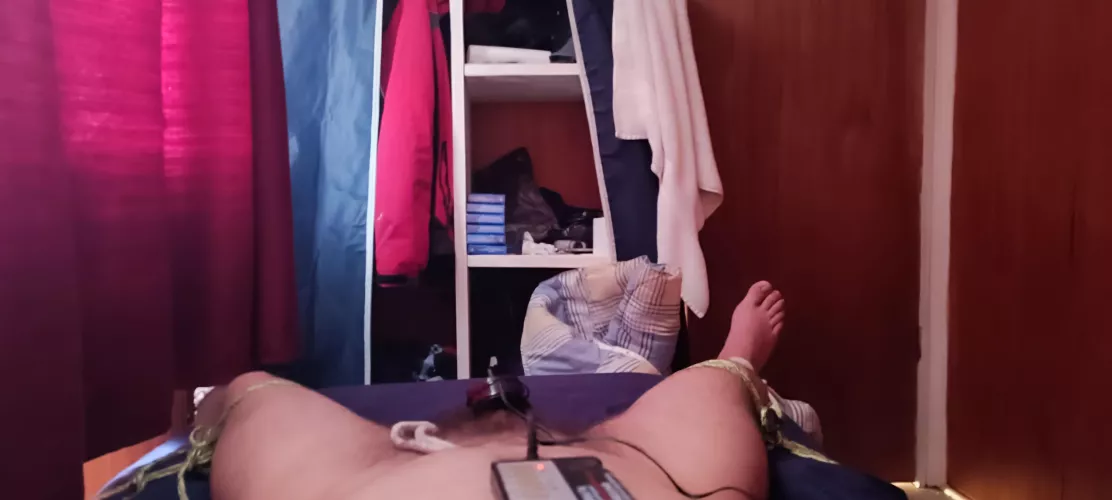 Tried a electro chastity and some selfbondage
