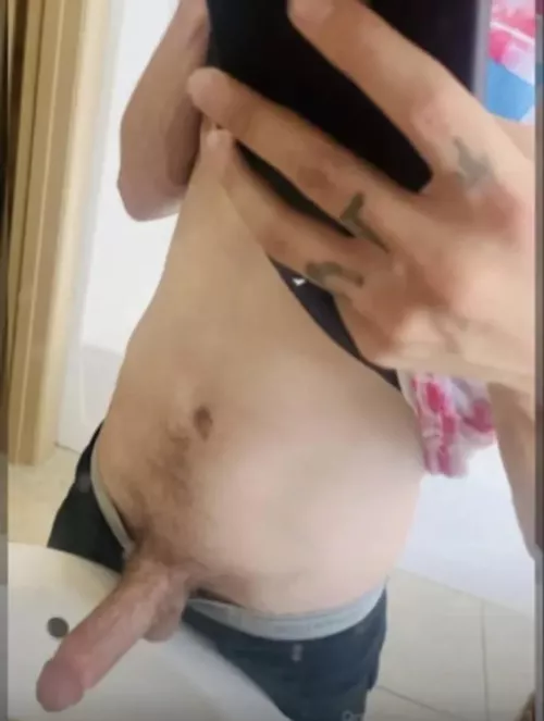 Visiting PHX and want a T-Woman/Sissy for some fun