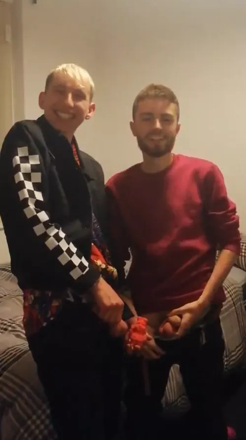 Whos dick are you sucking? Left or right? Us showing our balls off in front of mates