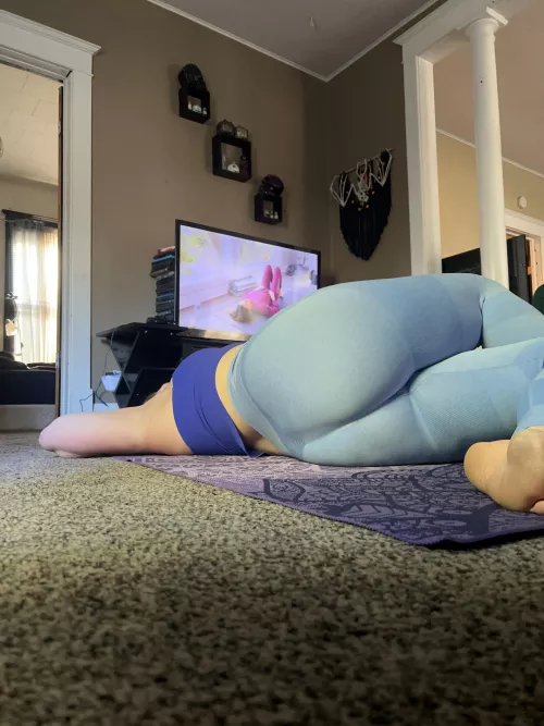 Wishing it was nap time instead of work time. 