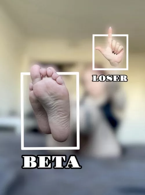 You know where to look 🖤