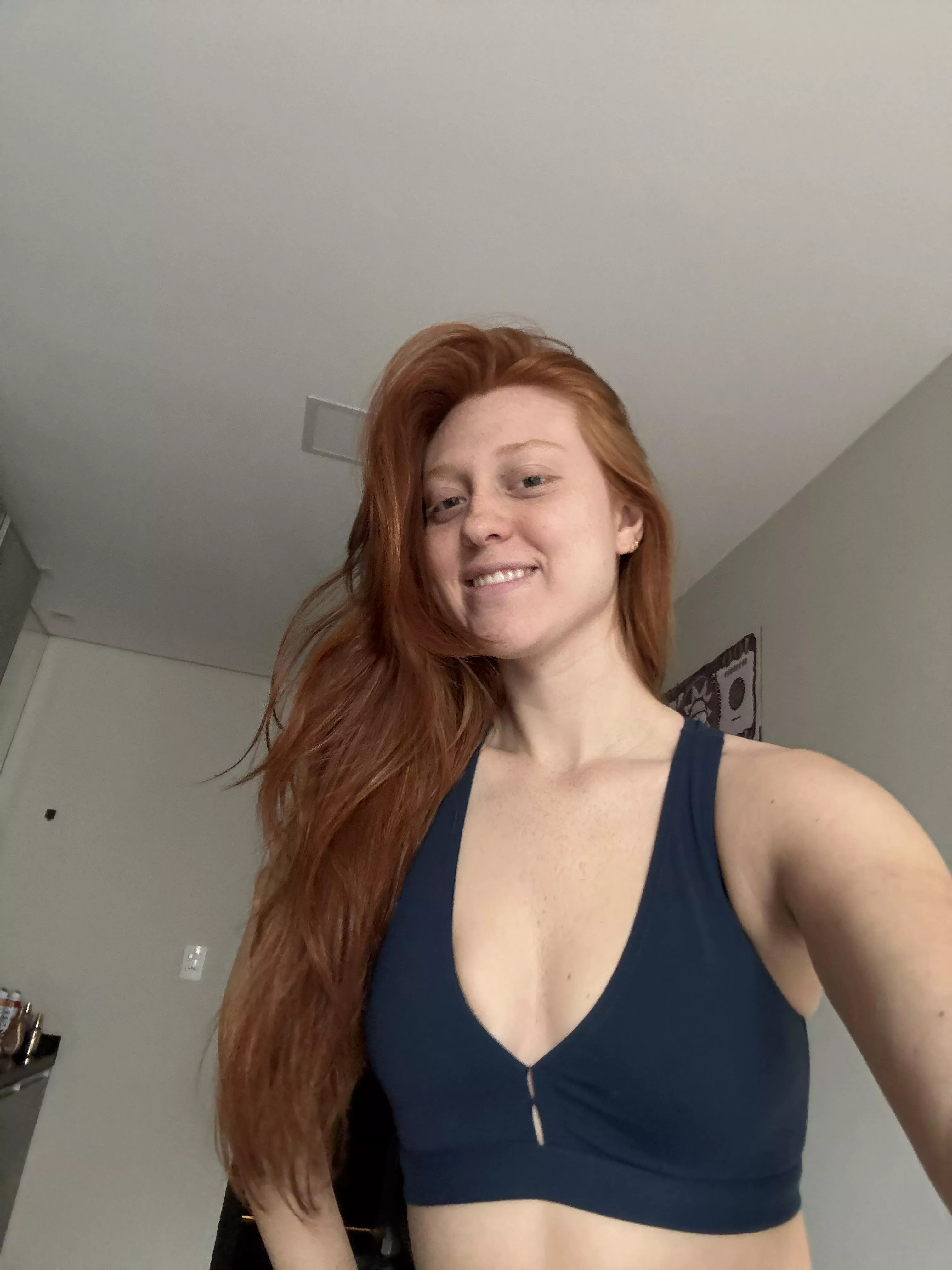 You'll get addicted when you get a taste of this redhead.