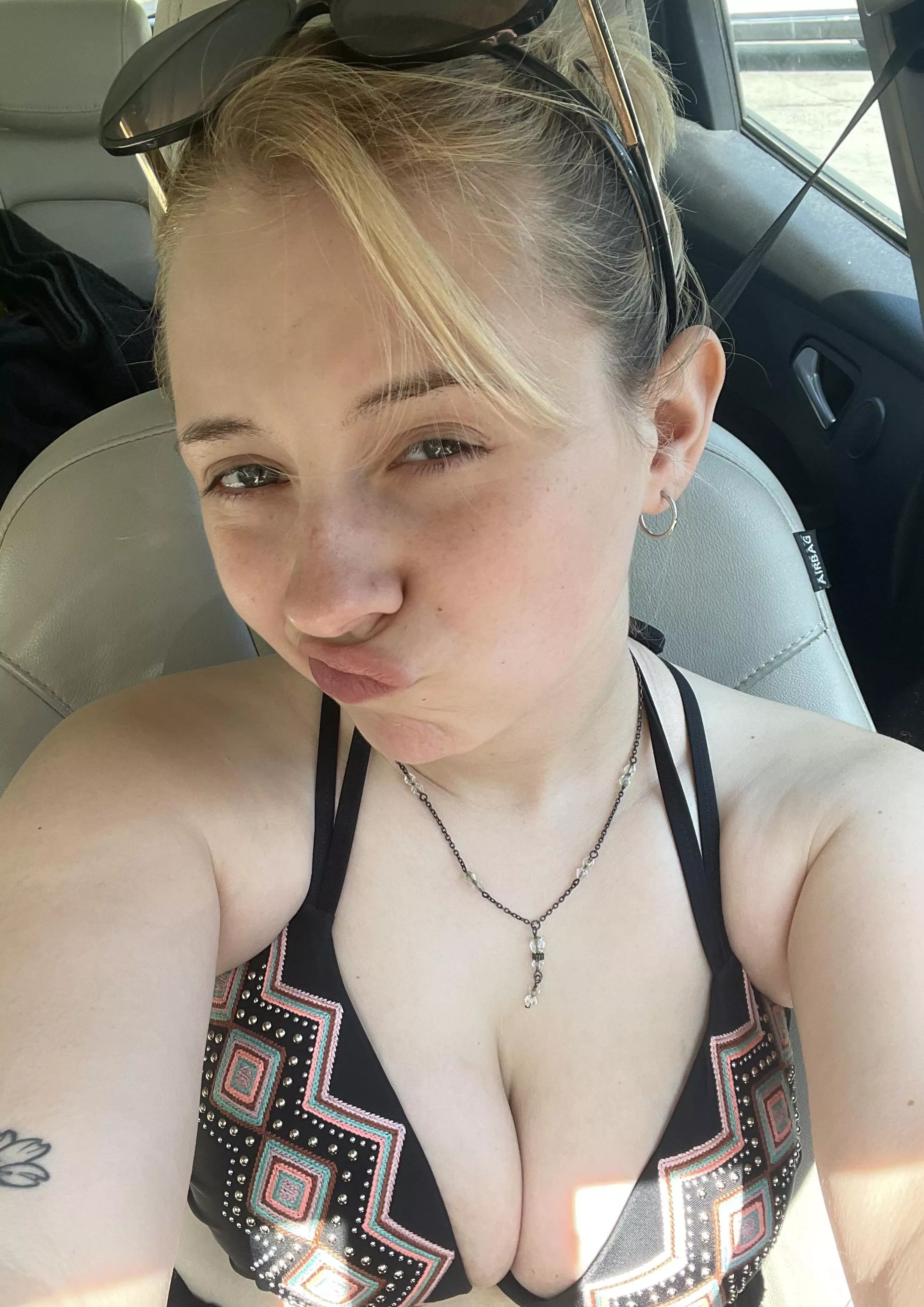 Your favorite 18y old play toy 