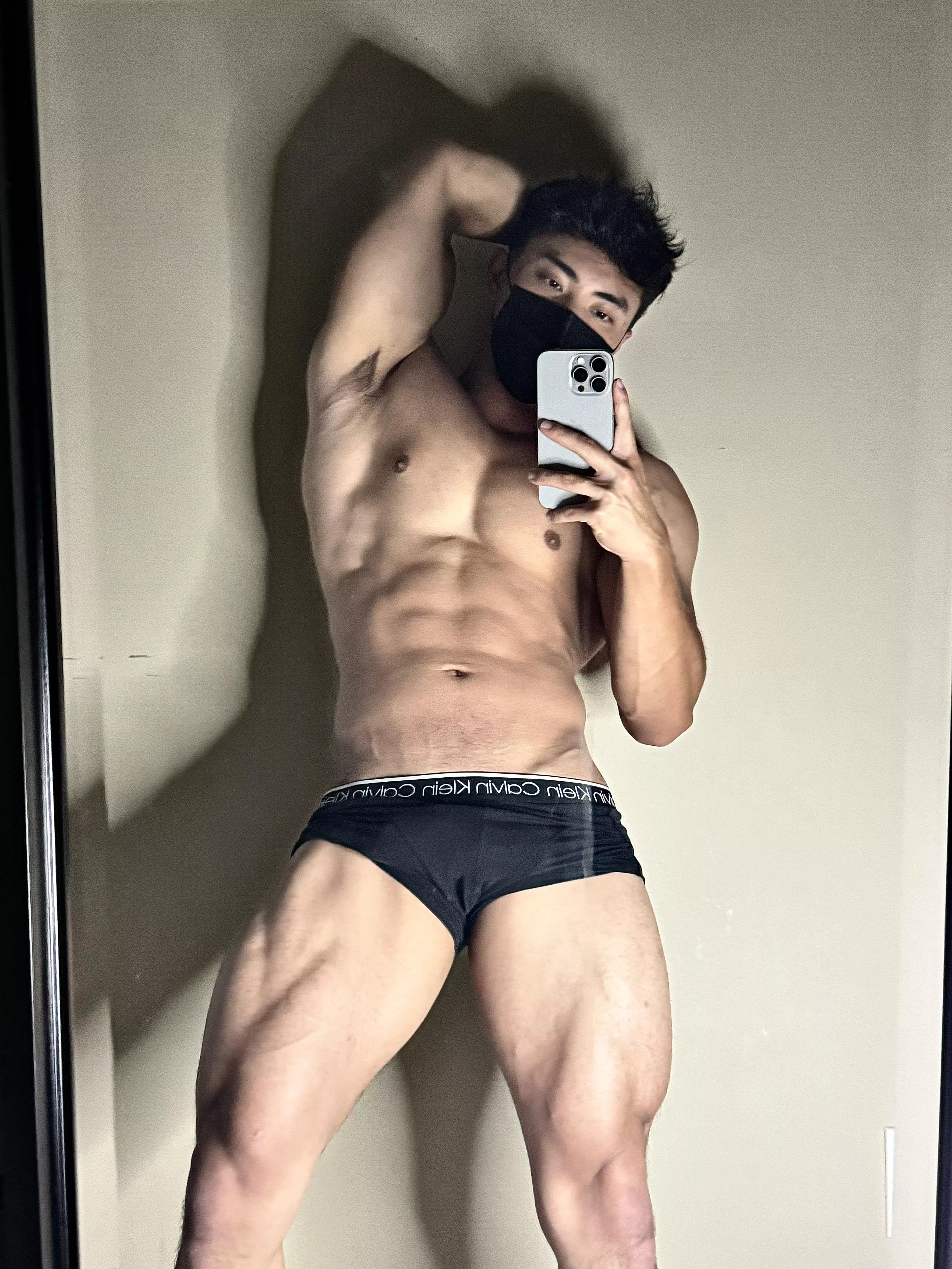 [19] hate doing cardio alone. Wanna join me?