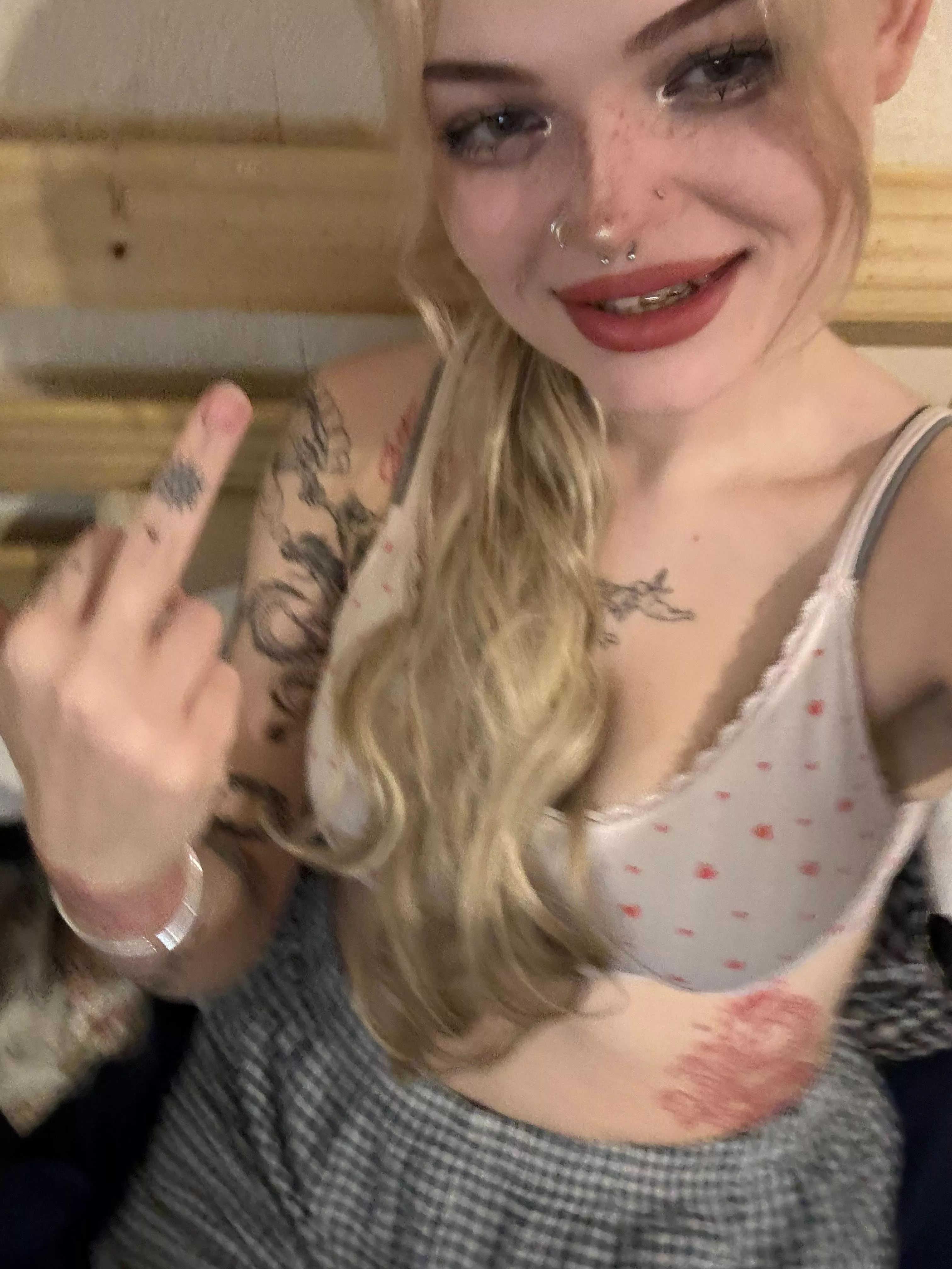 21yo strict British findomme ❤️🇬🇧