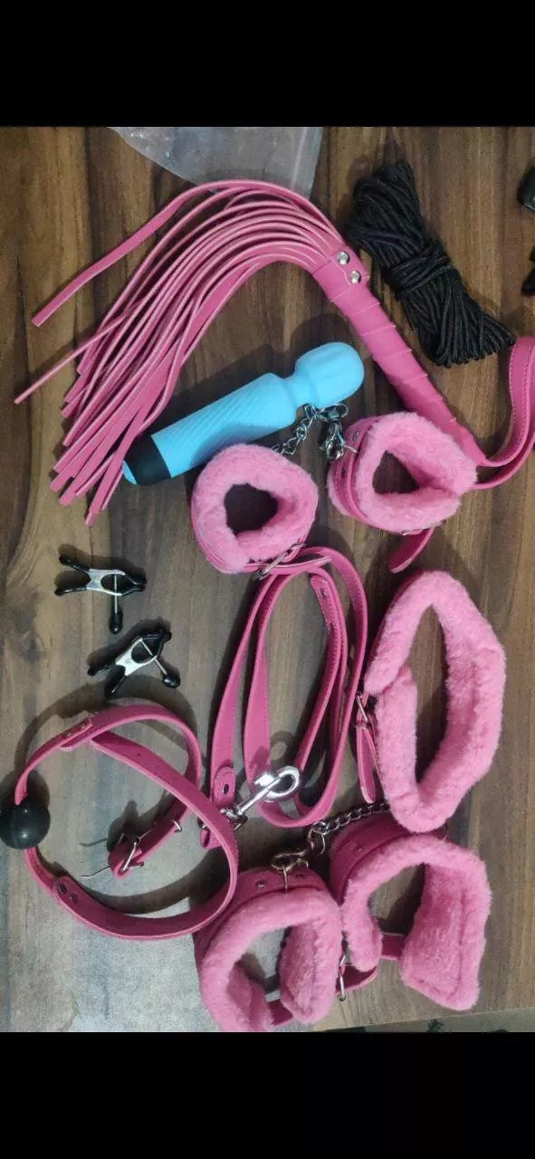 Any F interested to meet as FWB or Sugarbaby or PPM? DM me for discussing benefits.  I am 37 M from Delhi .   