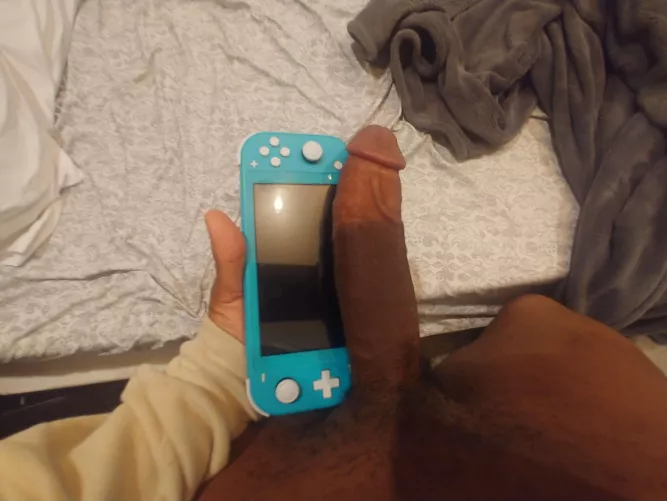 Anyone down to play some games? 27