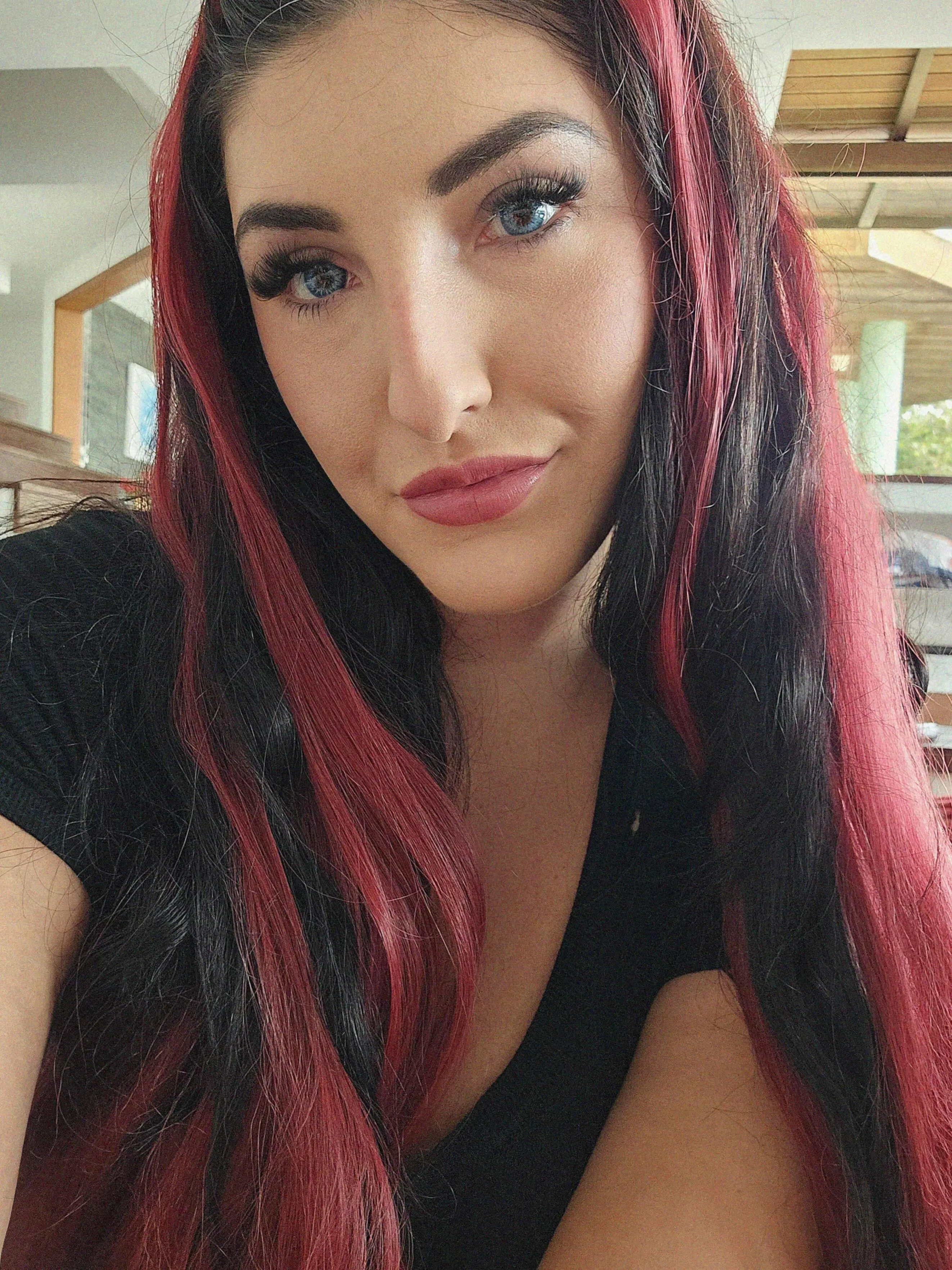 anyone else bored and just want to chat???