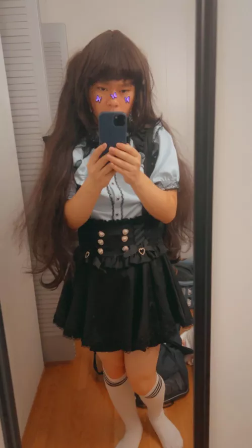 anyone wanna use a femboy lol