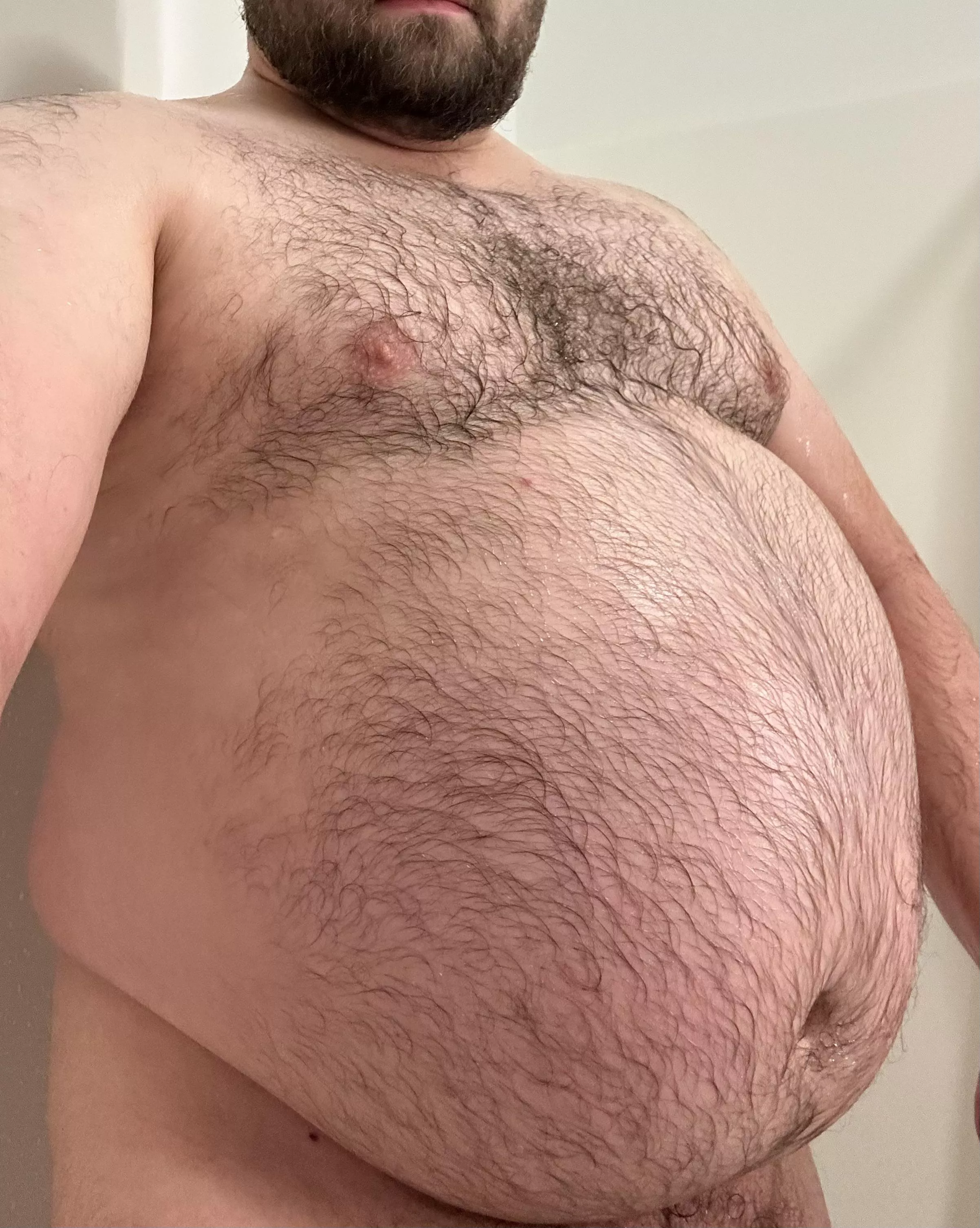 Big guy in the shower 