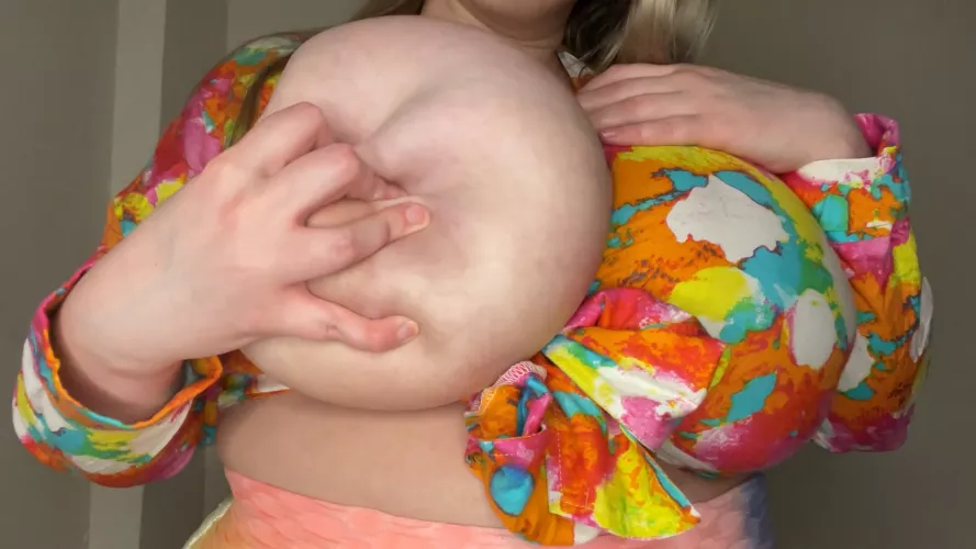 Big round balloon tiddies