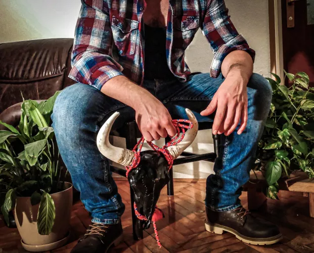 Caught the beast [M]