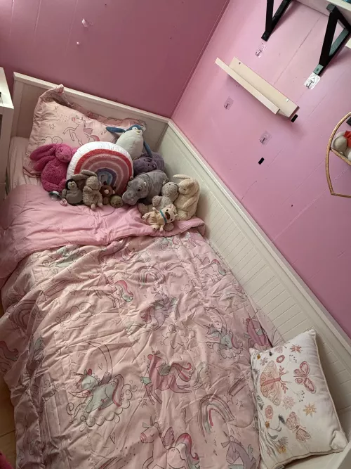 daddy built me a “crib” 