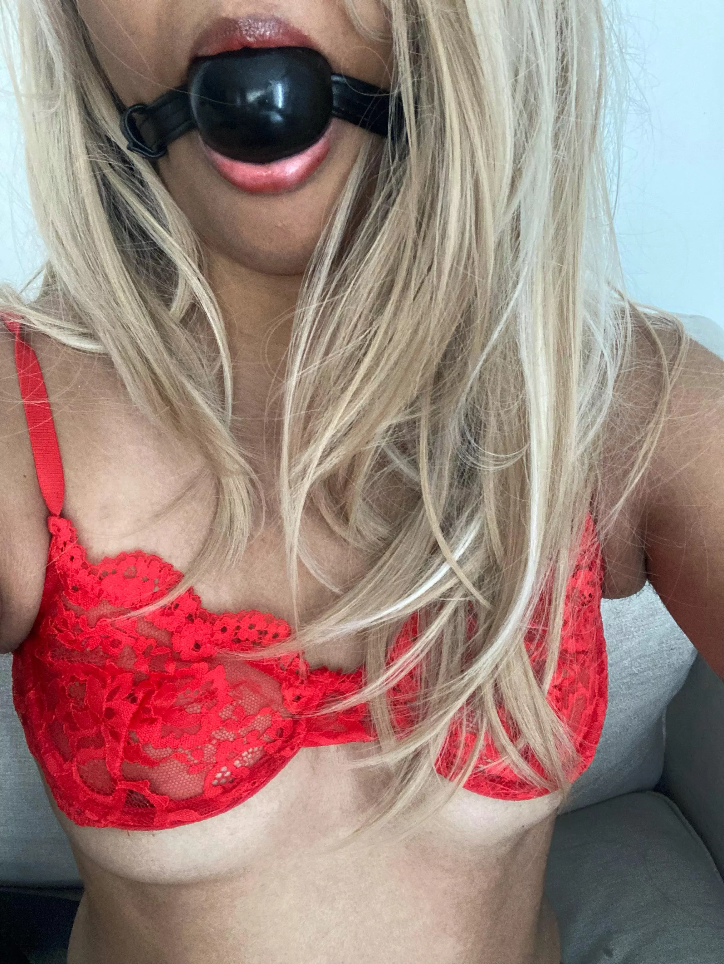 Do I have permission to ungag myself now😏