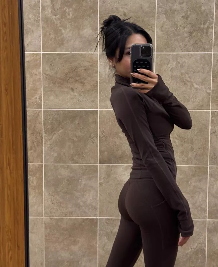 Do I really have to take them off for you to want to eat my ass 