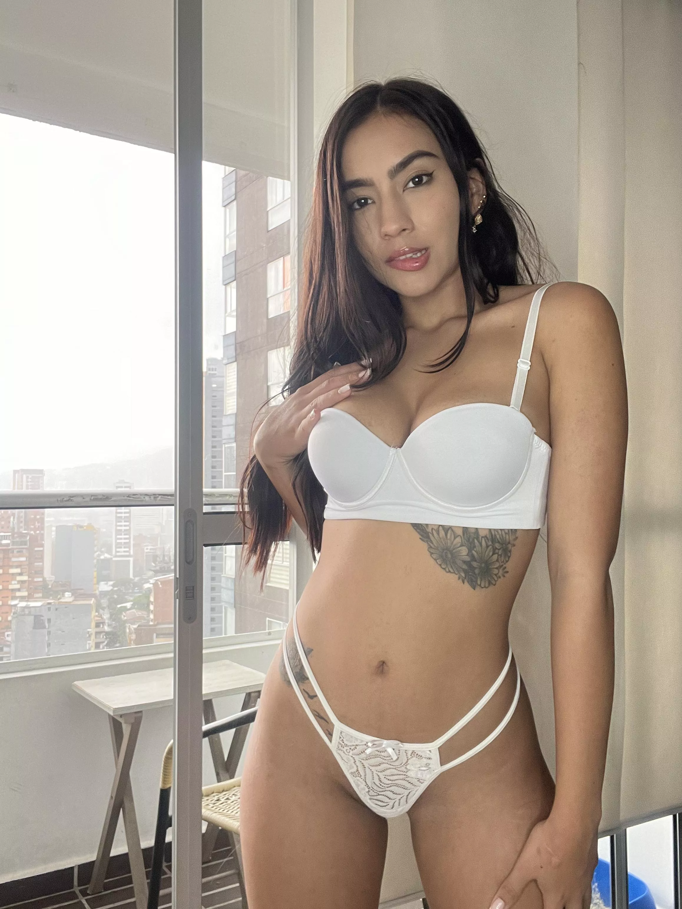 Do you find me pretty daddy?