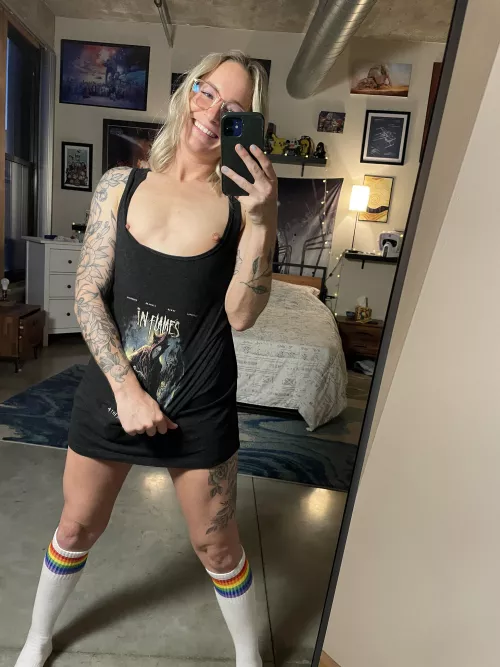 Do you like girls who like metal?