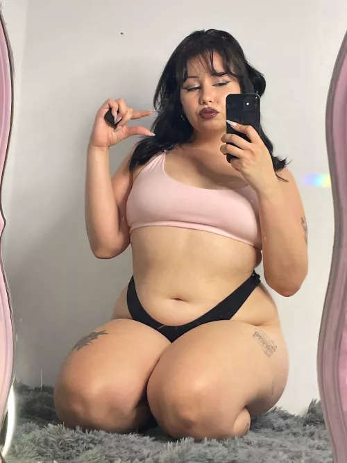 Fill my belly button with your tongue 👅 