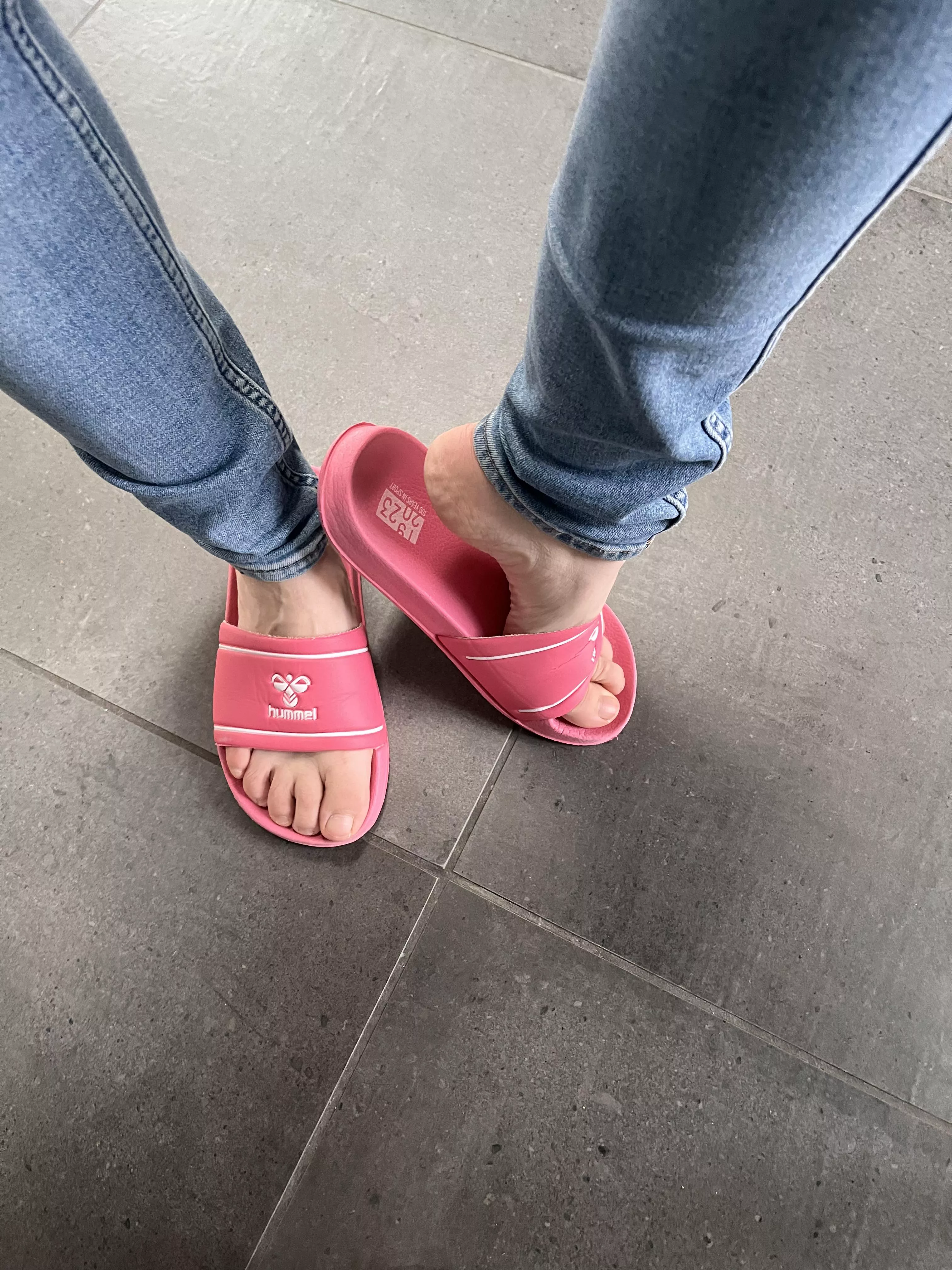 Gonna slap the hell out of you, foot boy!