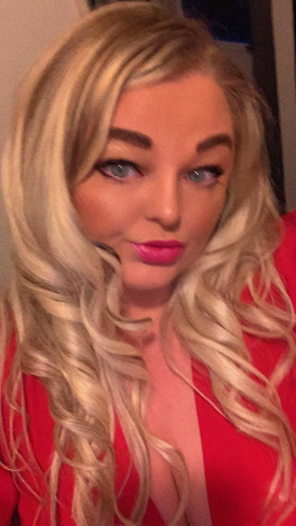 Got whole new outfit off one of my subs love been spoiled 😋