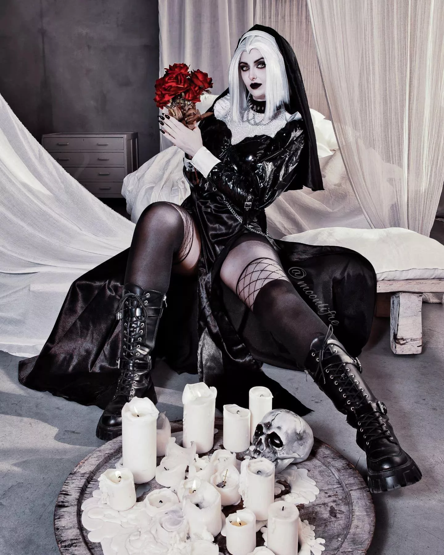 Gothic Nun Lute [Hazbin Hotel] ( by Moonlifre ) 