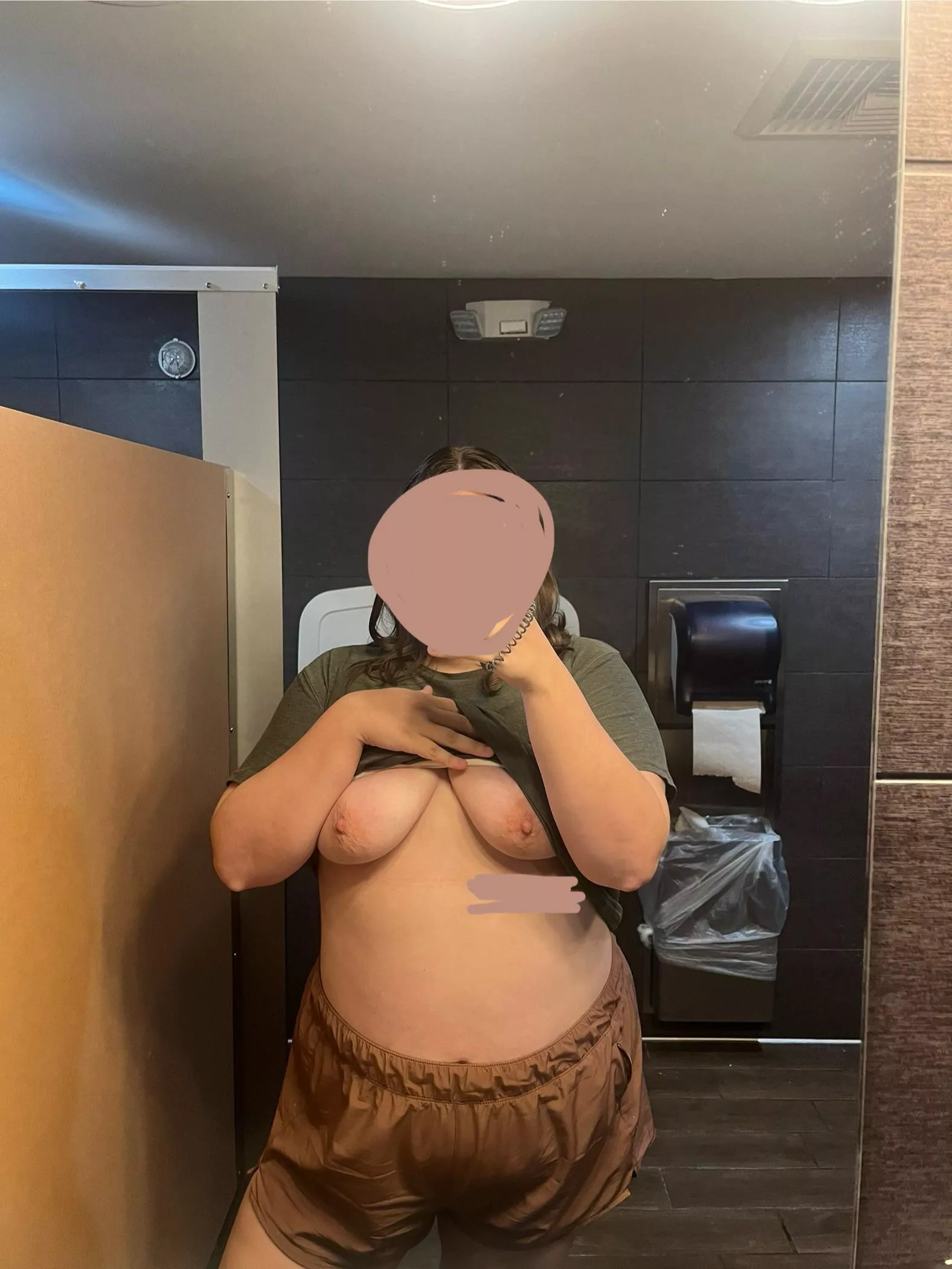 Guess the guilty pleasure restaurant on Baseline 👀 