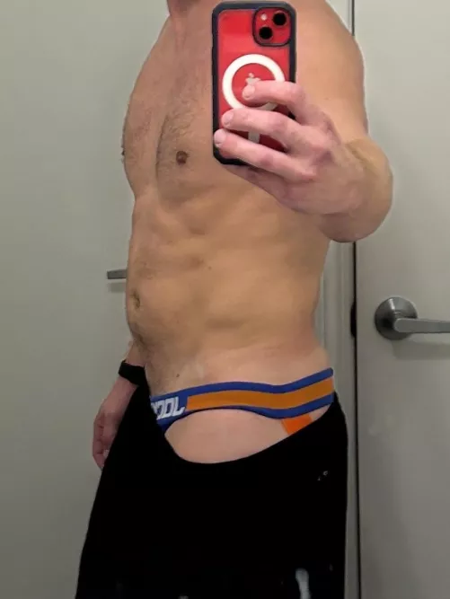 Hard day working out follow me! 