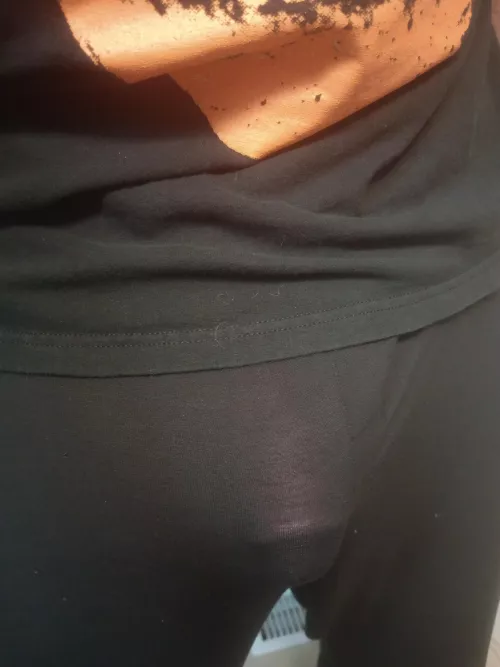 Headed to the gym, hopefully someone notices 🤫😜