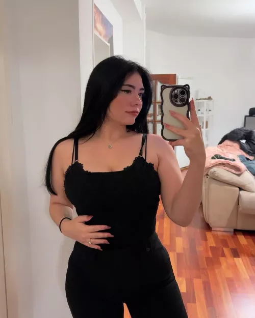 Hello pretty people💦