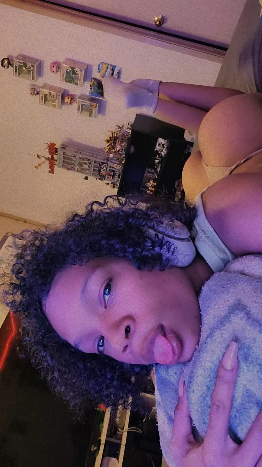 Hit it from the back while I play Xbox?(gresham)